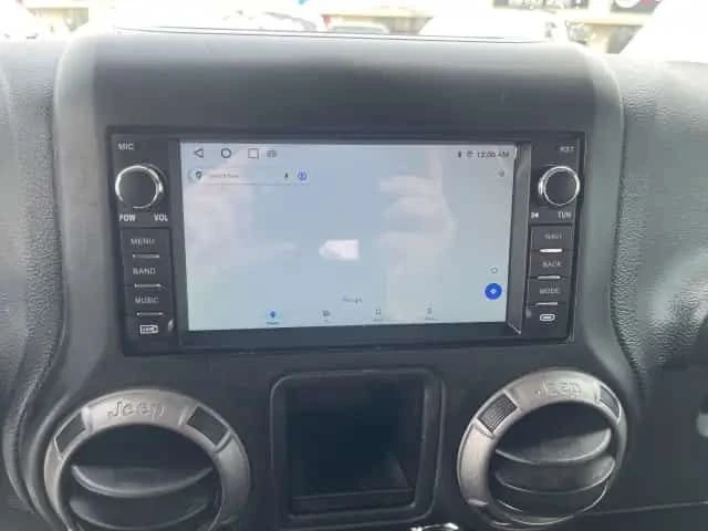 Jeep Wrangler SPORT | CARFAX | KEYLESS | ПОДГРЕВИ, снимка 14 - Автомобили и джипове - 53972529