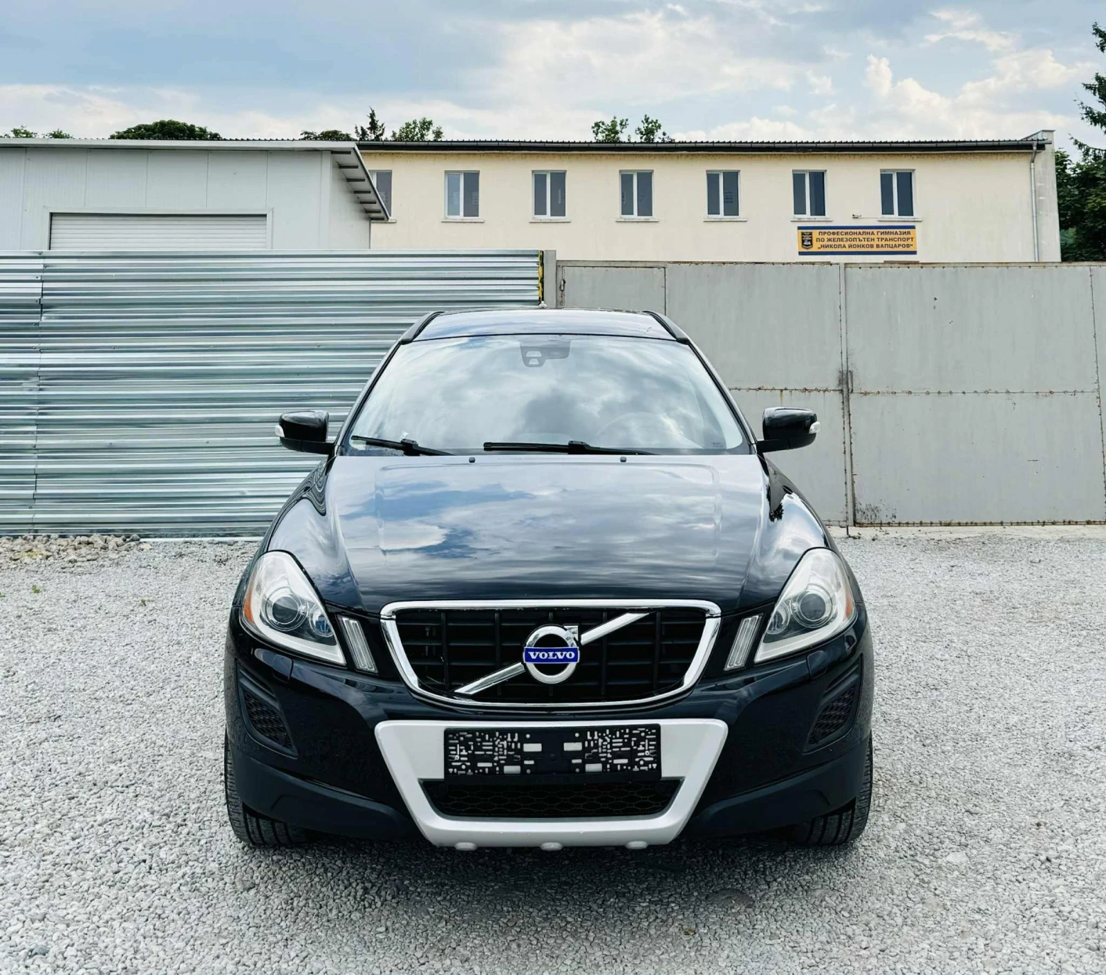 Volvo XC60 АВТОМАТ* КОЖА - изображение 2