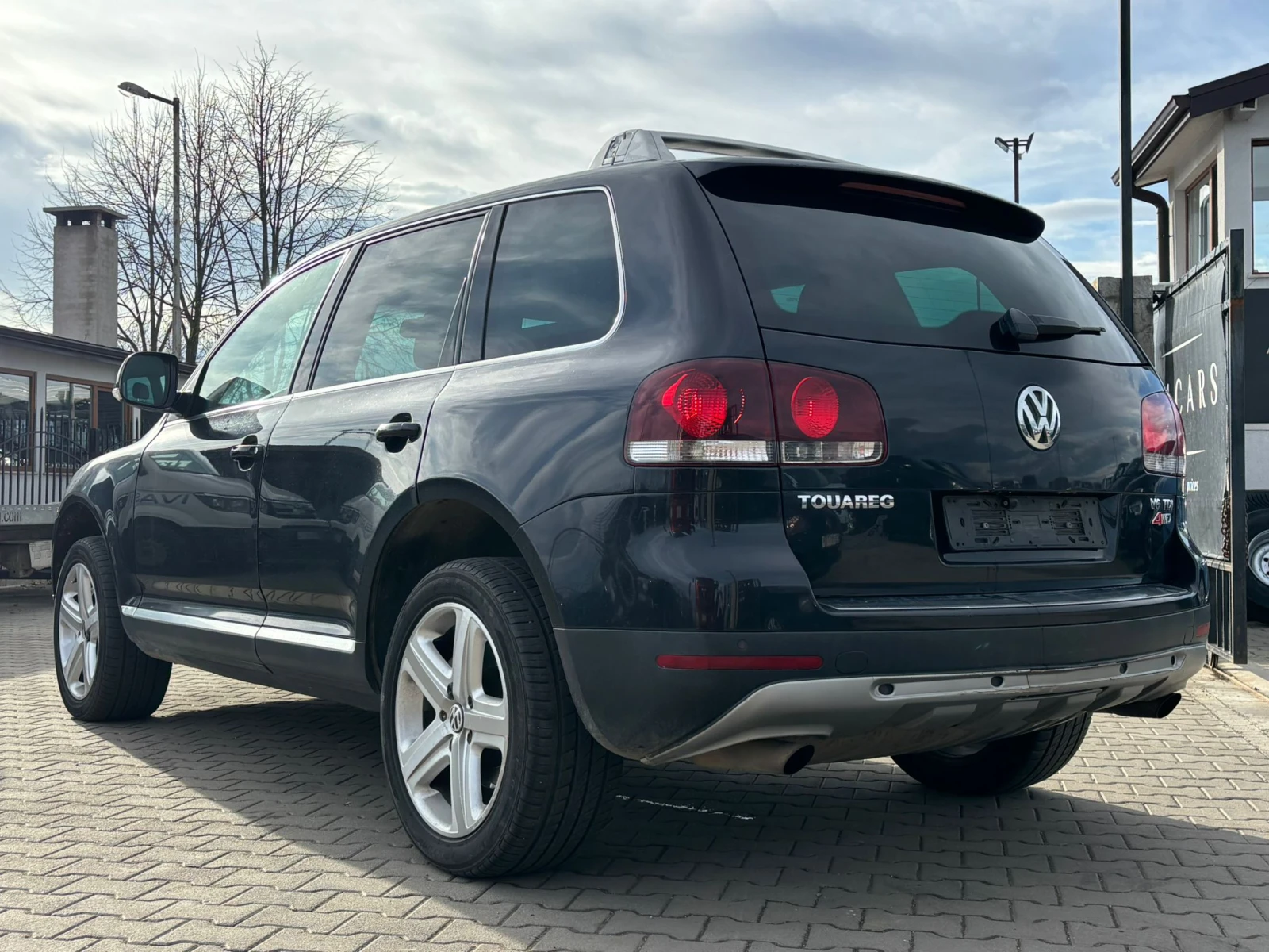 VW Touareg / 3.0 TDI / 224HP / FACELIFT / ЗА ГАРНИТУРА /  - изображение 3