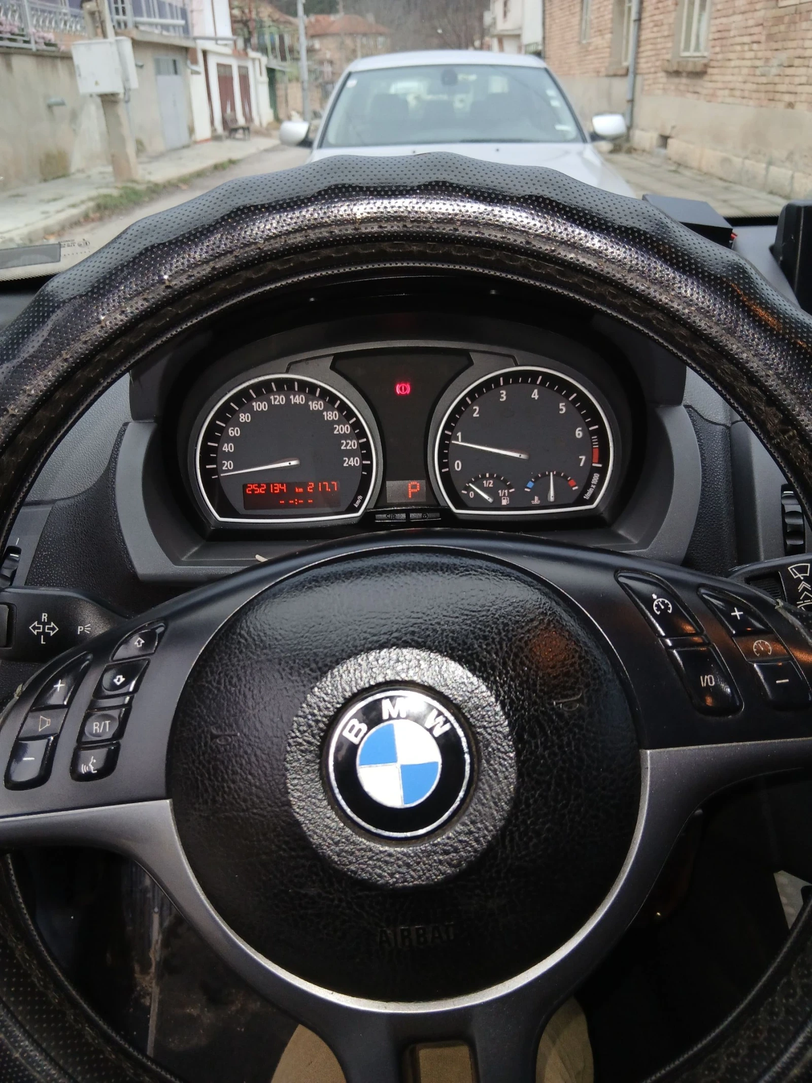 BMW X3 2.5i - изображение 6