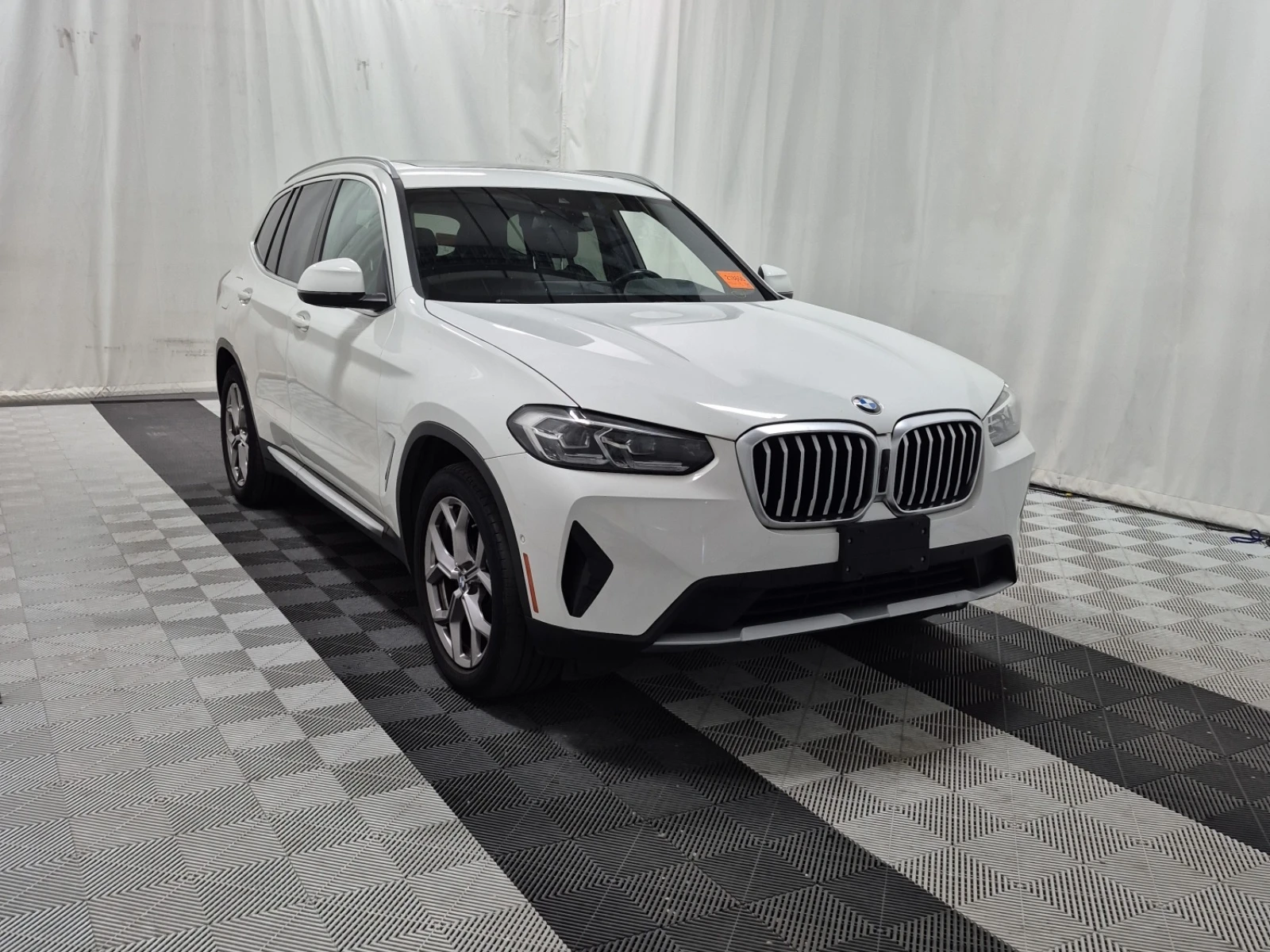 BMW X3 XDRIVE30I* * CARFAX * * АВТО КРЕДИТ * * , снимка 2 - Автомобили и джипове - 54309793