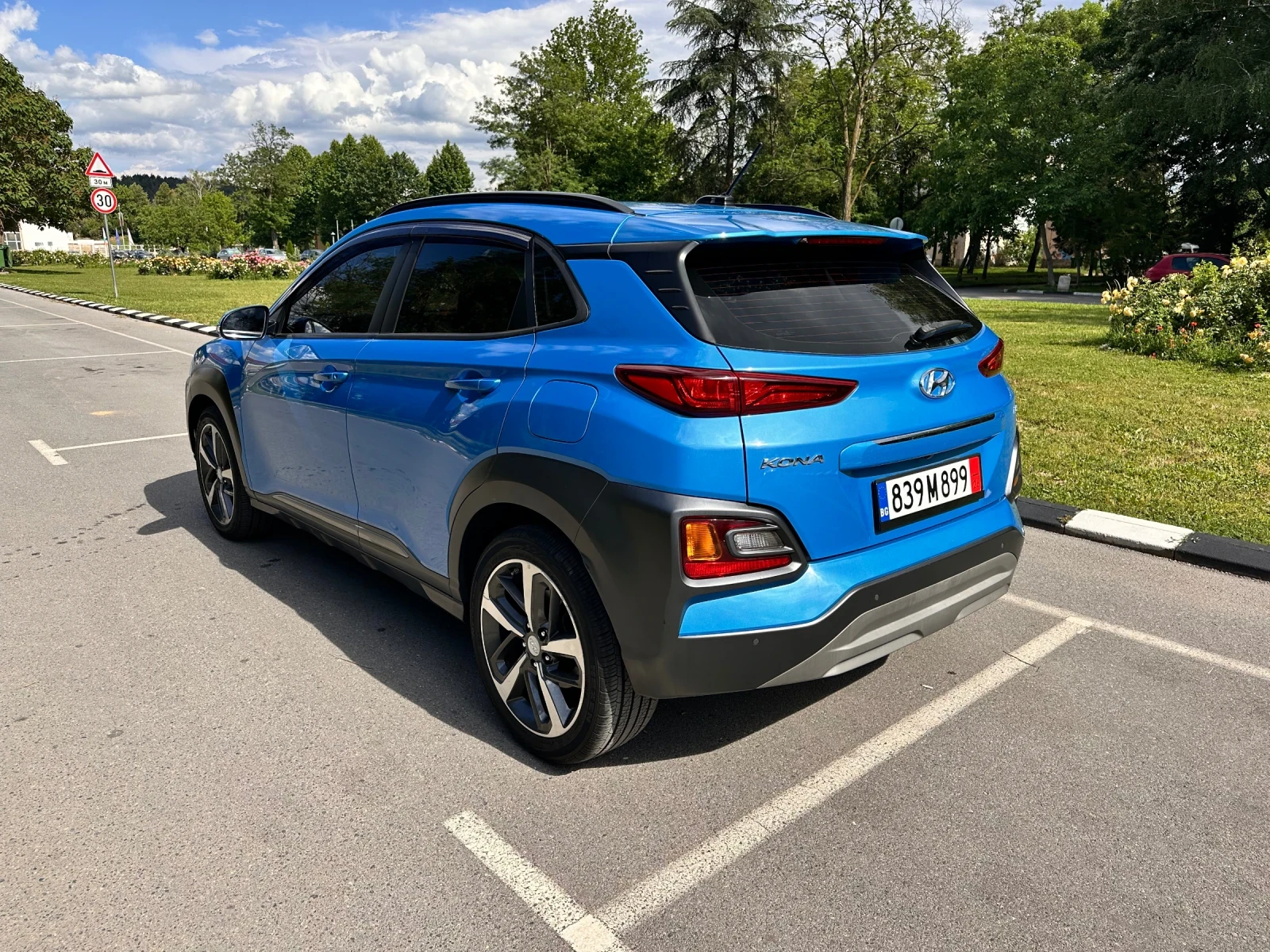 Hyundai Kona 1.6T | АВТОМАТ | ТОП ОБОРУДВАНЕ | 88, 000 км, снимка 5 - Автомобили и джипове - 54826318