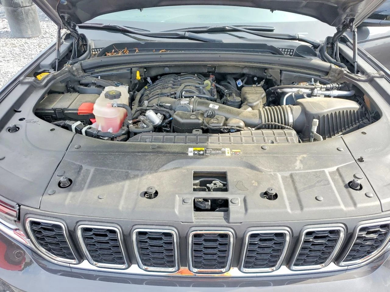 Jeep Grand cherokee 3.6l L Laredo, снимка 11 - Автомобили и джипове - 55106506