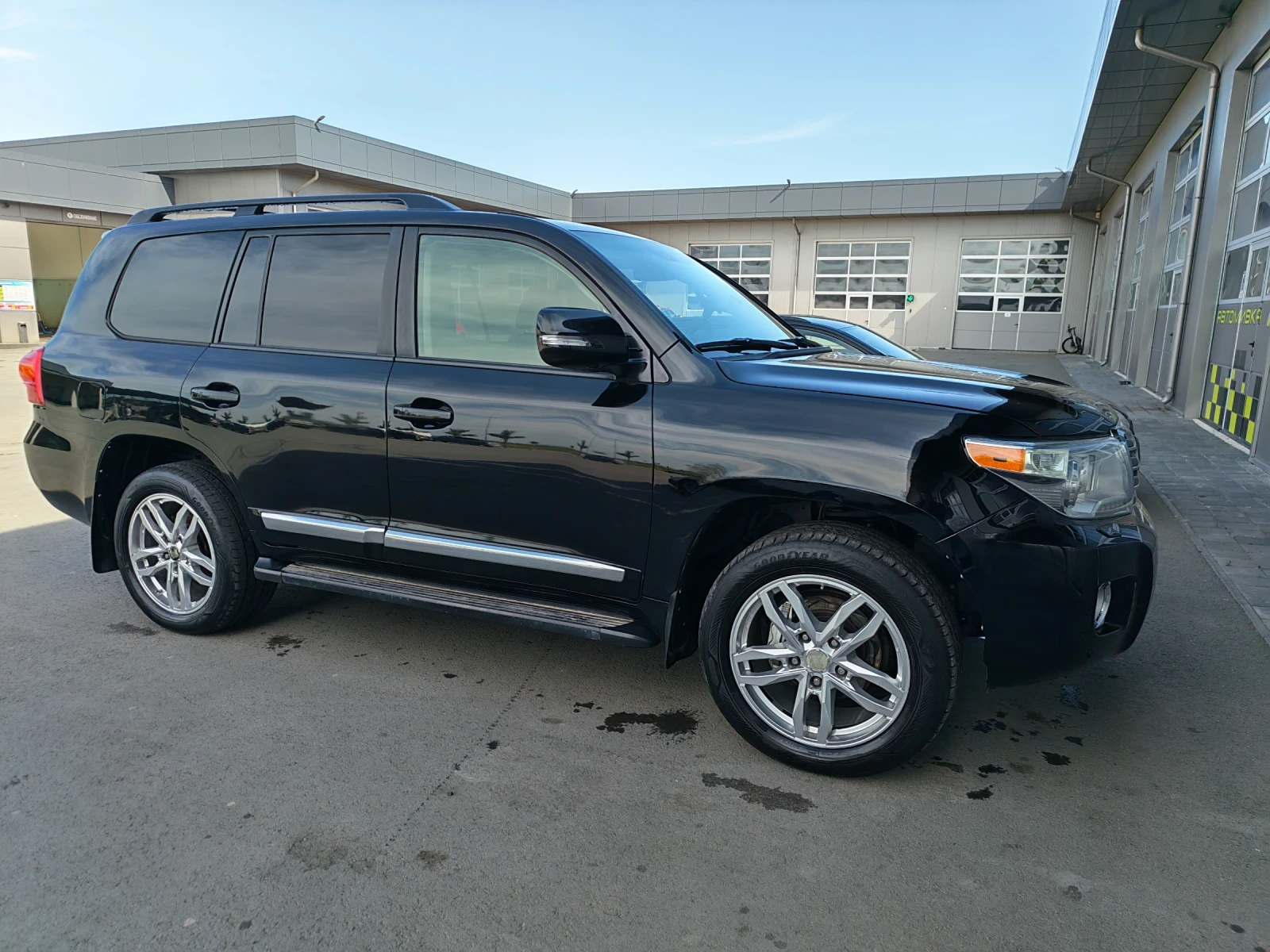 Toyota Land cruiser J200 5, 7 V8, снимка 3 - Автомобили и джипове - 55151395