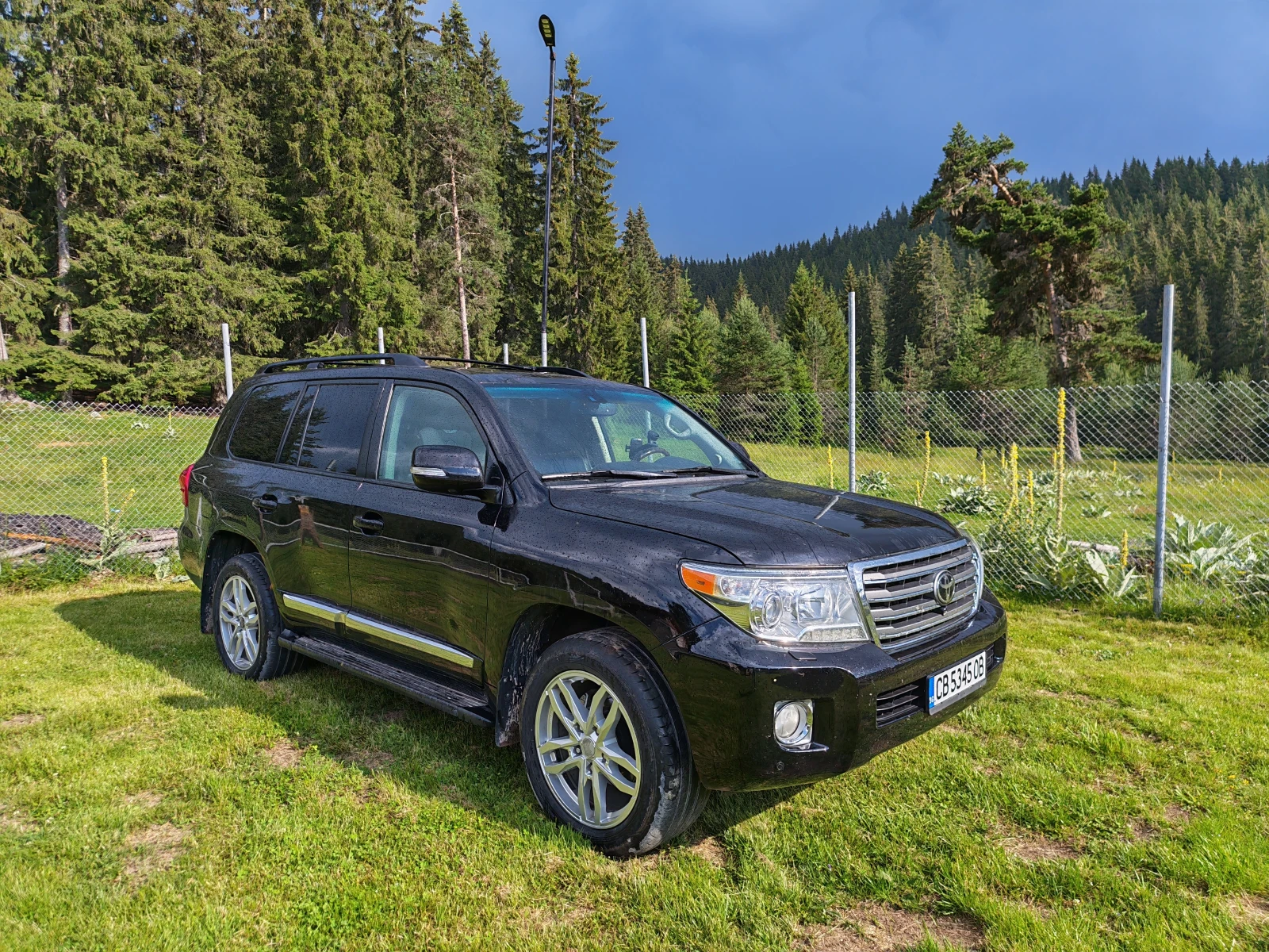 Toyota Land cruiser J200 5, 7 V8