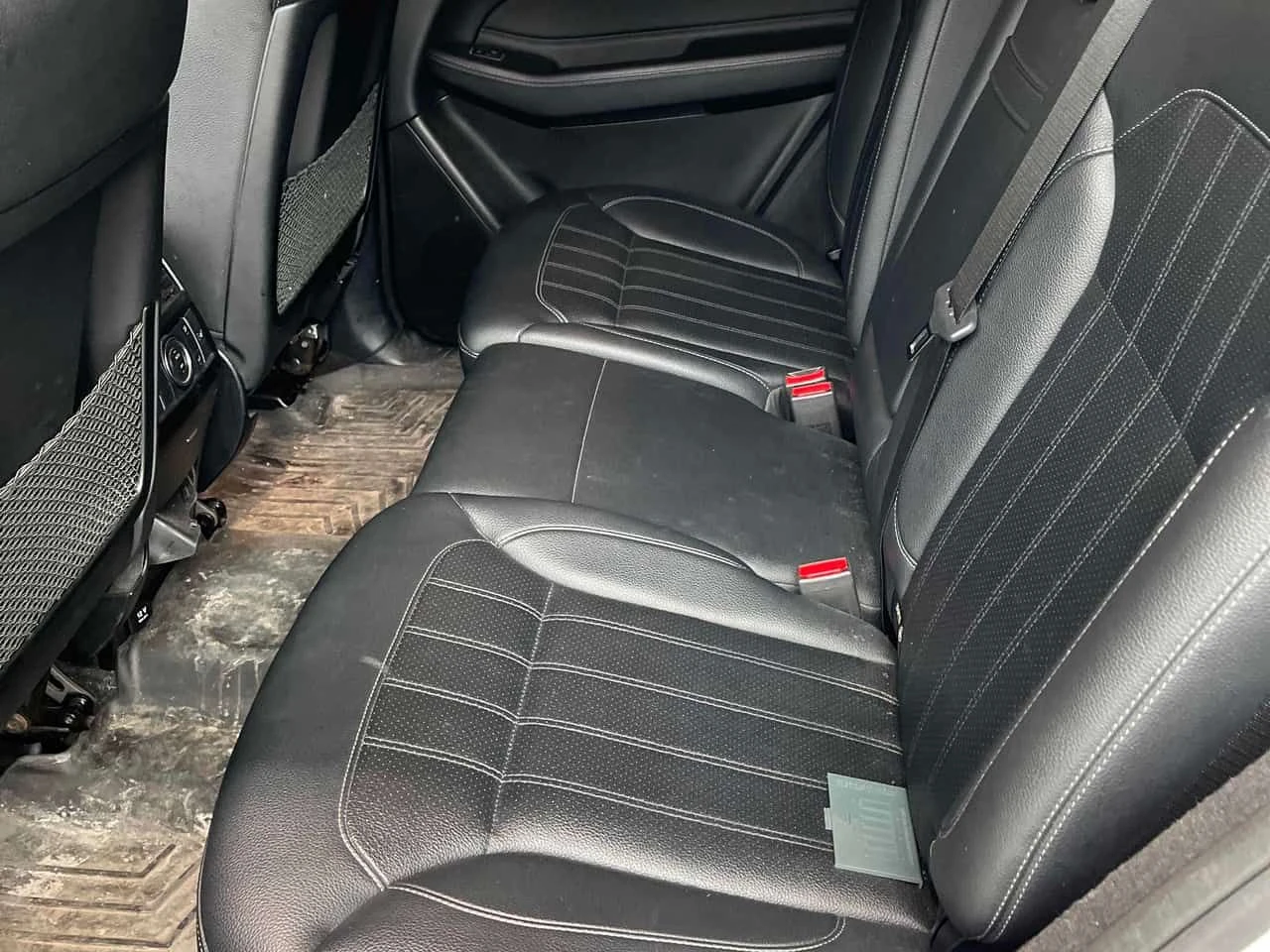 Mercedes-Benz GLE * 400 * CARFAX * ОПЦИЯ ЗА ФИНАНСИРАНЕ , снимка 11 - Автомобили и джипове - 55335155