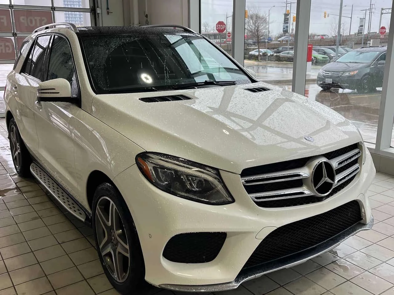Mercedes-Benz GLE * 400 * CARFAX * ОПЦИЯ ЗА ФИНАНСИРАНЕ 