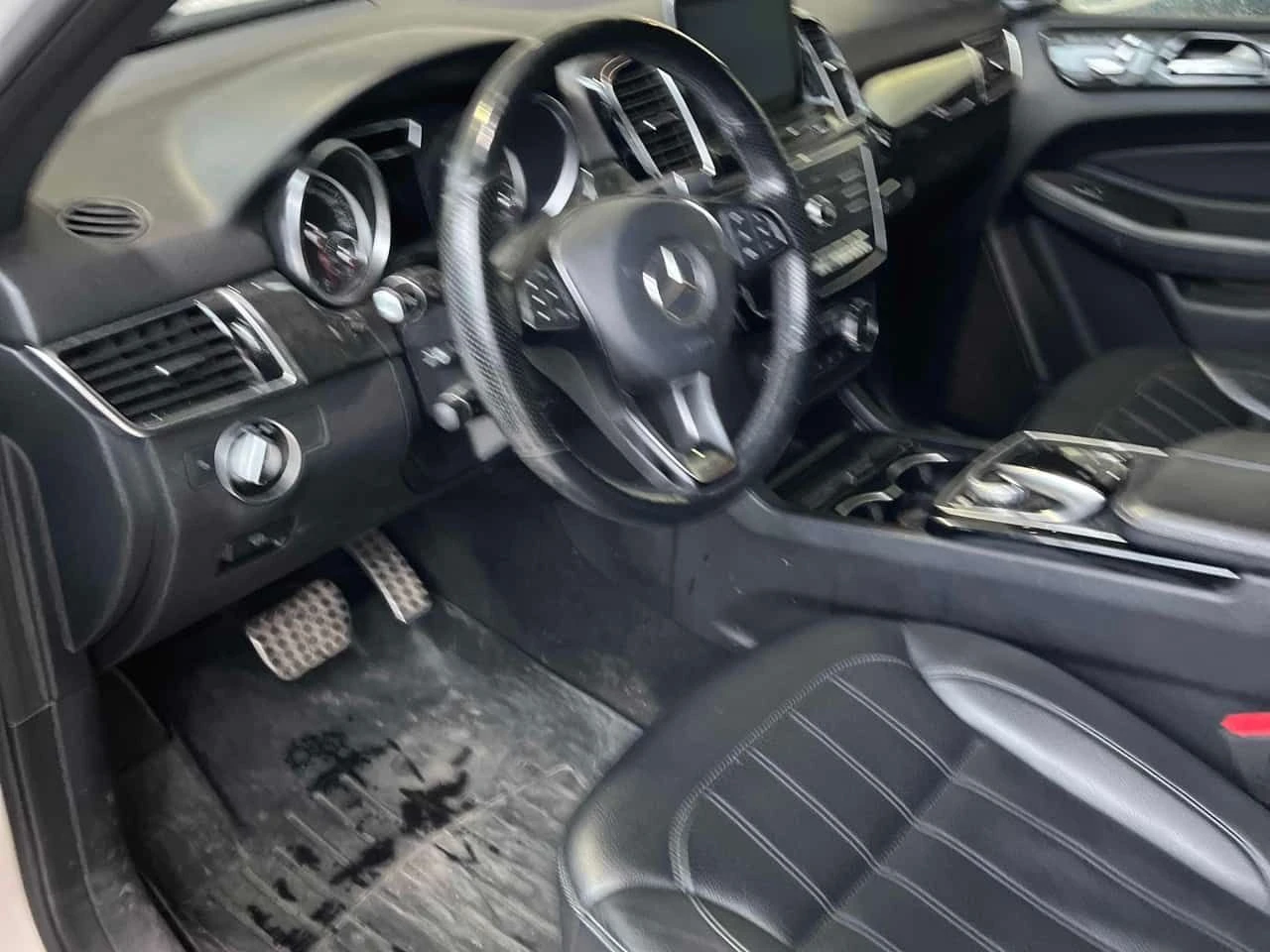 Mercedes-Benz GLE * 400 * CARFAX * ОПЦИЯ ЗА ФИНАНСИРАНЕ , снимка 5 - Автомобили и джипове - 55335155
