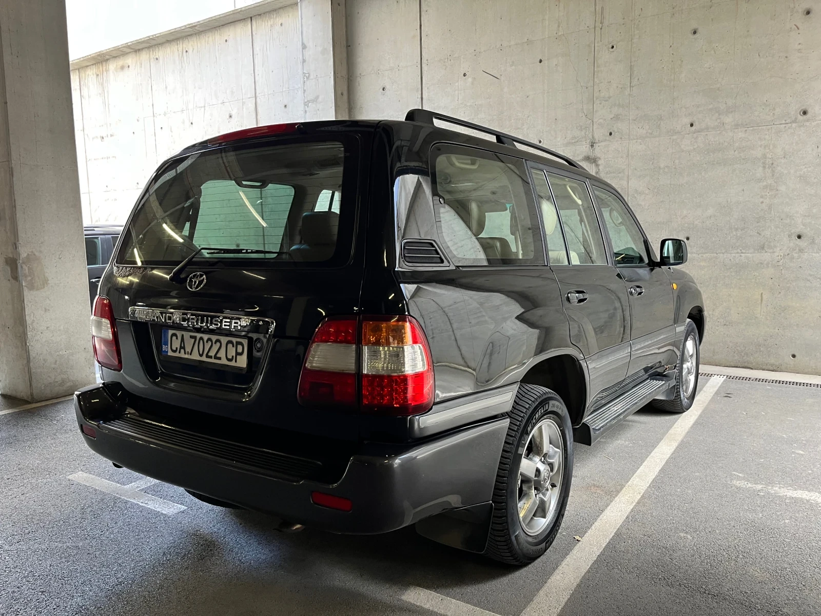 Toyota Land cruiser 100, снимка 5 - Автомобили и джипове - 55416527