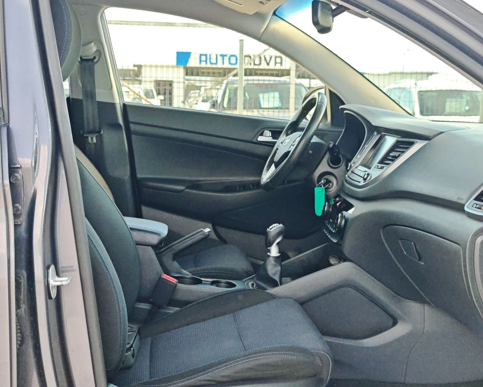 Hyundai Tucson 1.7 116 К.С. ДИЗЕЛ! , снимка 11 - Автомобили и джипове - 55944652