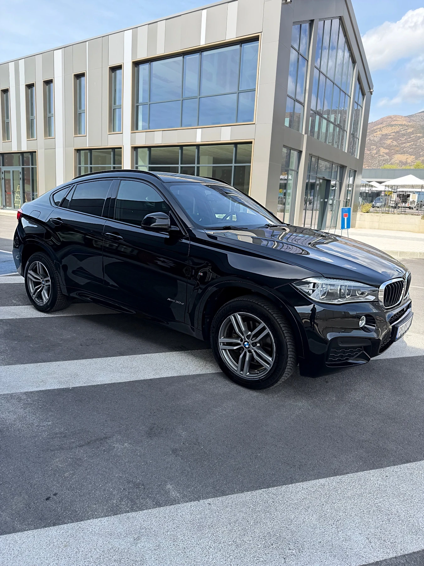 BMW X6, снимка 16 - Автомобили и джипове - 56430013