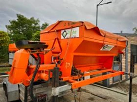 Avia A Песъкар, снимка 1