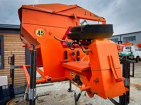 Avia A Песъкар, снимка 5