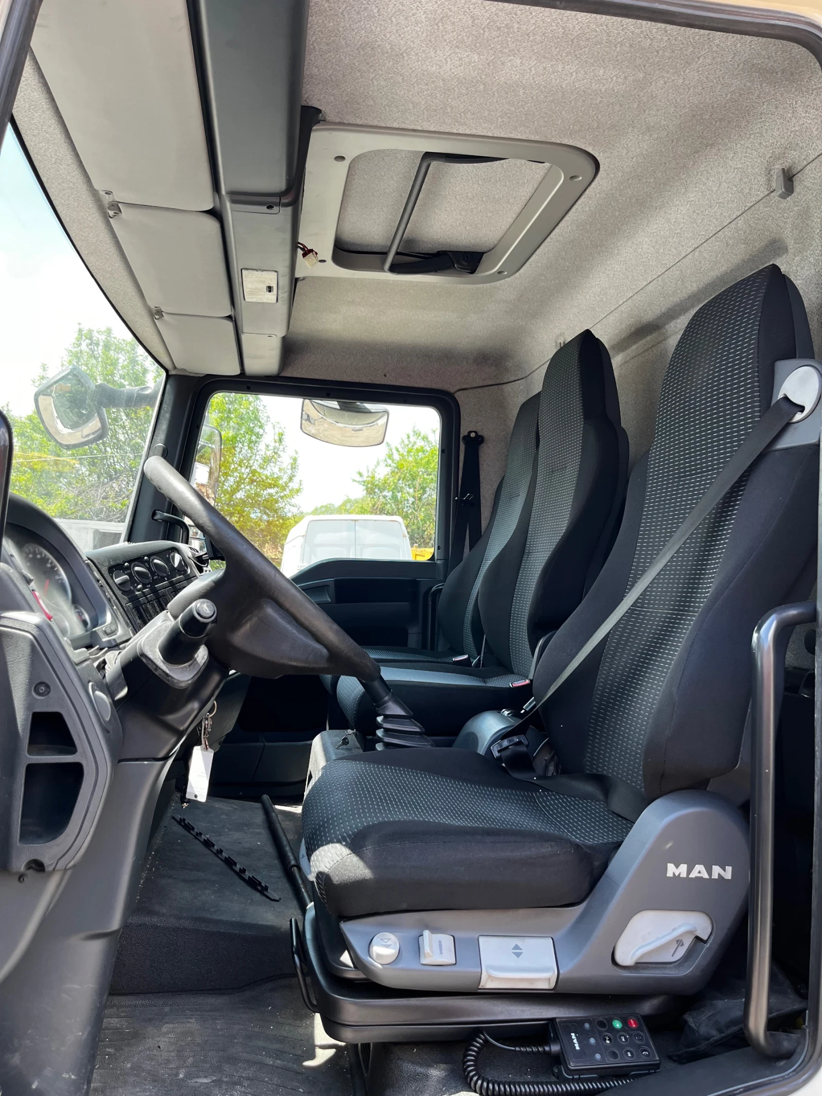 Man 8.180 | Mobile.bg � ����������� 8