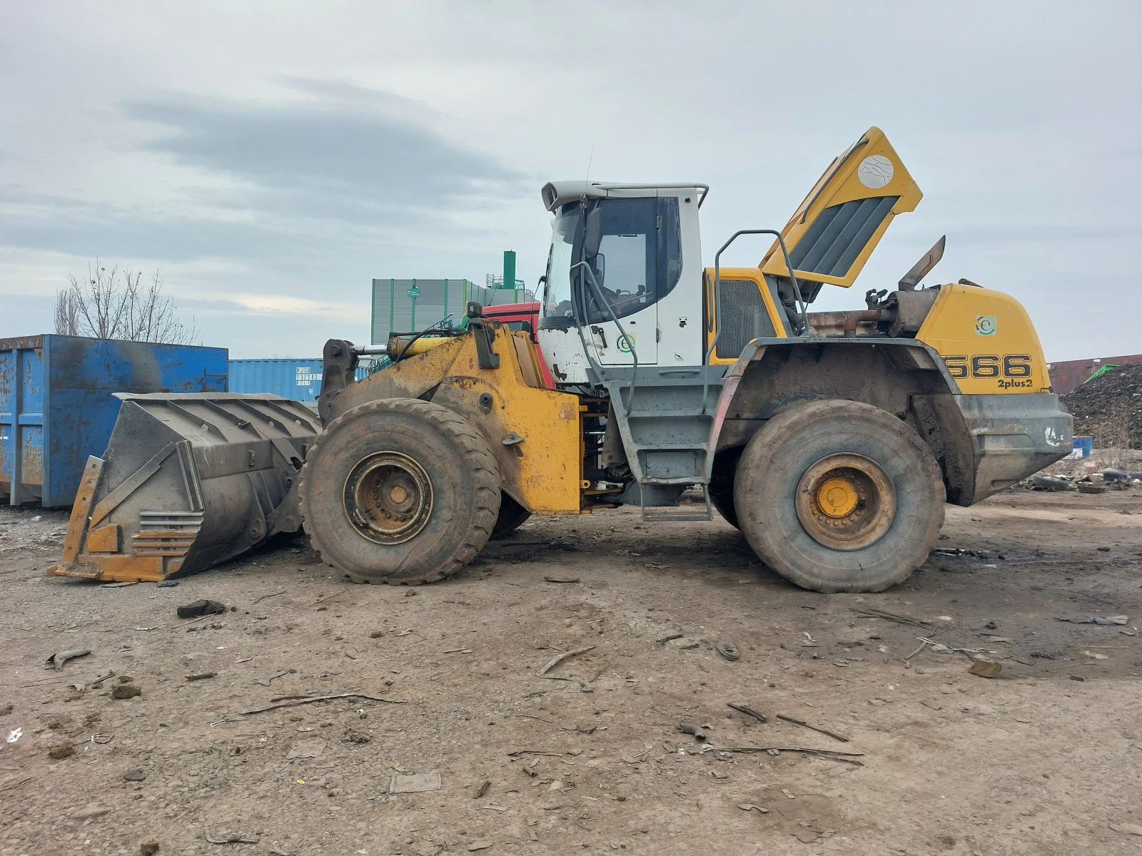   Liebherr 566 | Mobile.bg   1