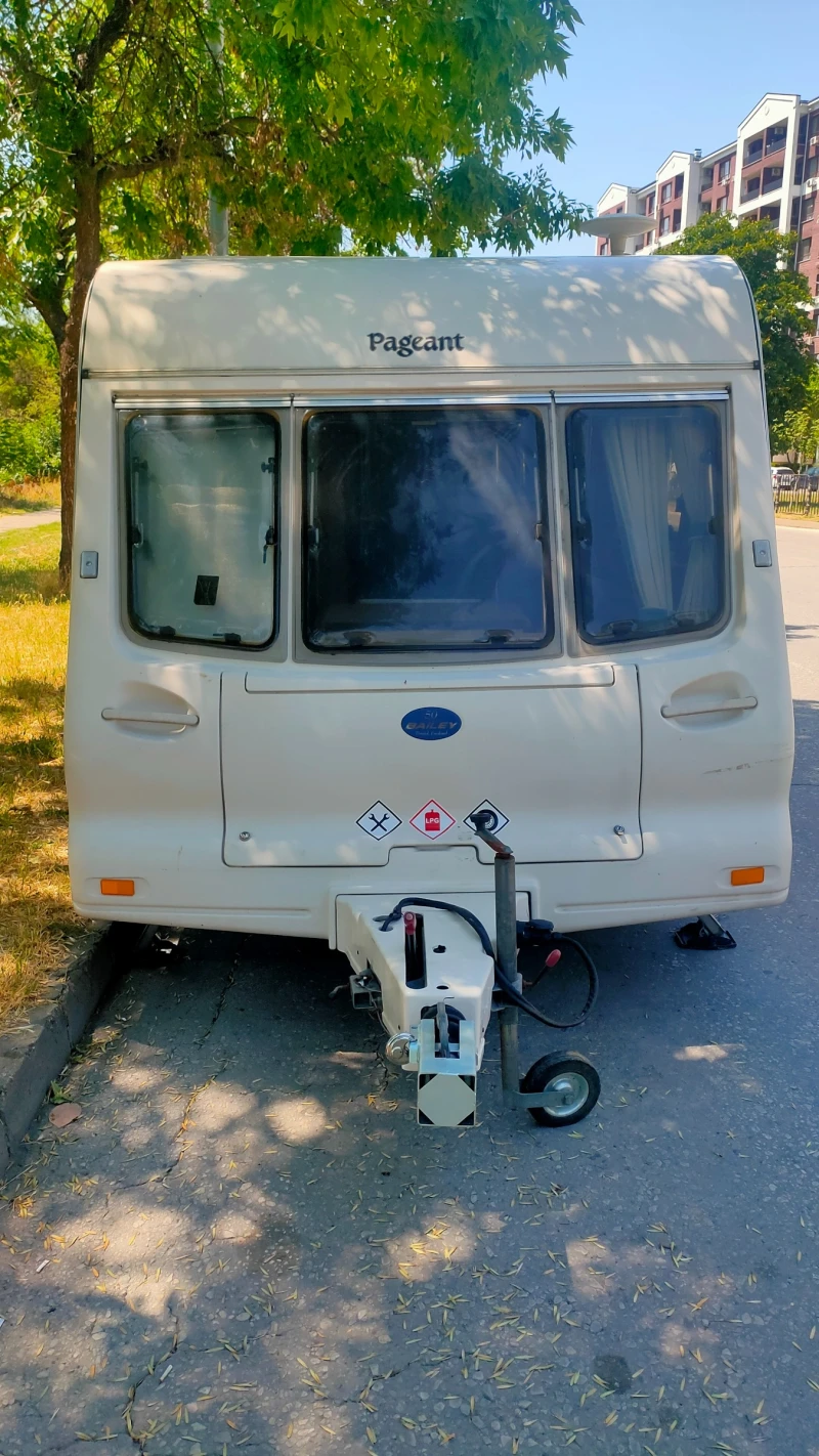 Каравана Bailey PAGEANT CHAMPAGNE SOLAR, снимка 3 - Каравани и кемпери - 52370449