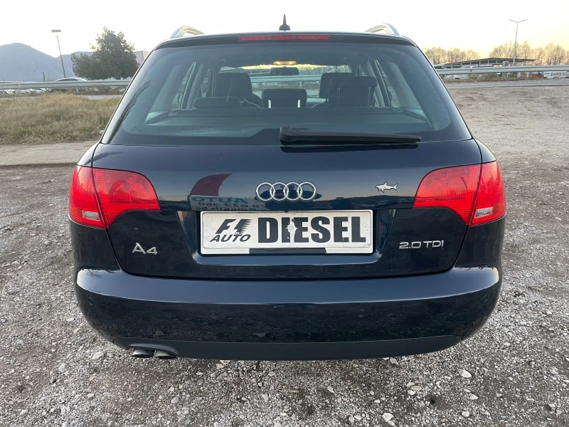 Audi A4 2.0TDI-NAVI-KSENON-ITALIA, снимка 10 - Автомобили и джипове - 48411235