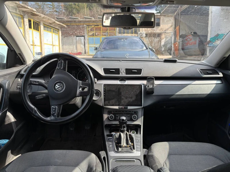 VW Passat, снимка 8 - Автомобили и джипове - 49310813