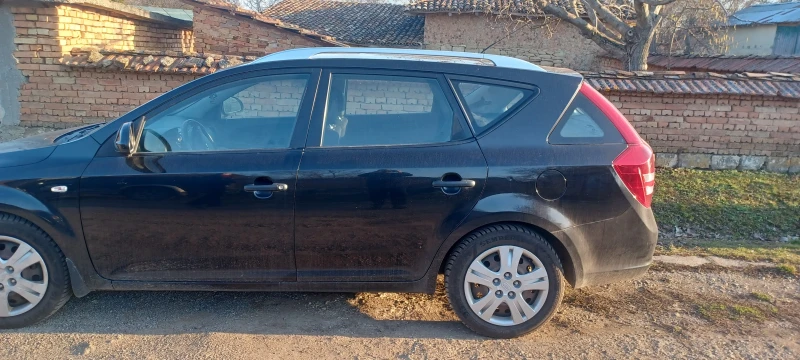 Kia Ceed, снимка 6 - Автомобили и джипове - 49508221