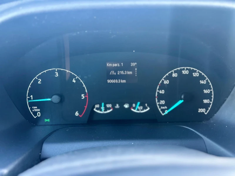 Ford Transit Custom 2.0d 130k Evro6b 90.000km, снимка 8 - Автомобили и джипове - 52074997