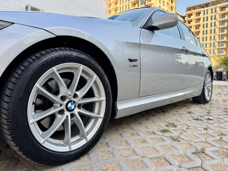 BMW 320 2.0d XDrive, снимка 7 - Автомобили и джипове - 52399059