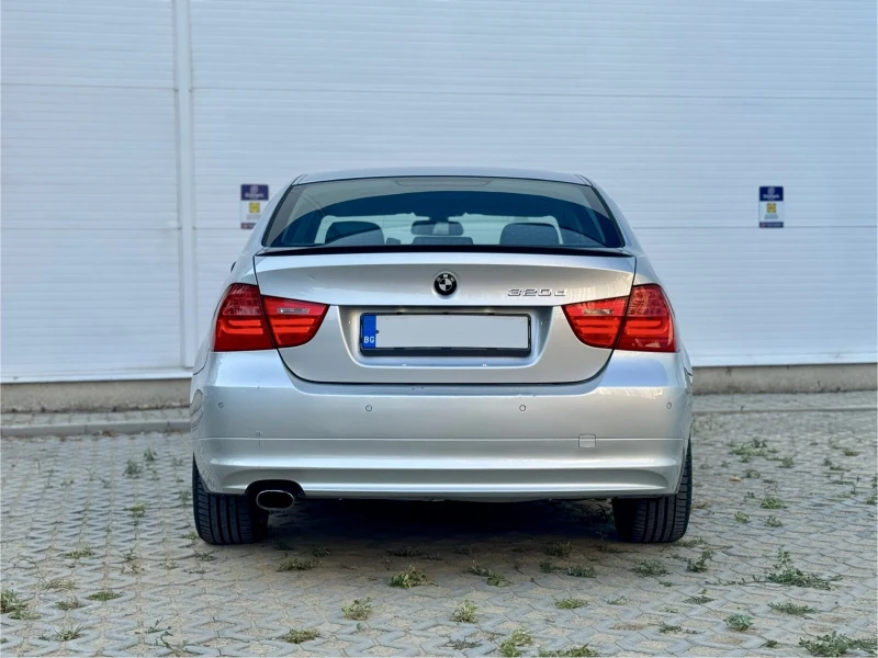 BMW 320 2.0d XDrive, снимка 5 - Автомобили и джипове - 52399059
