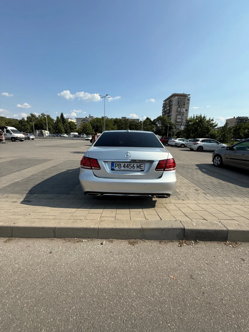 Mercedes-Benz E 250, снимка 3 - Автомобили и джипове - 52627849