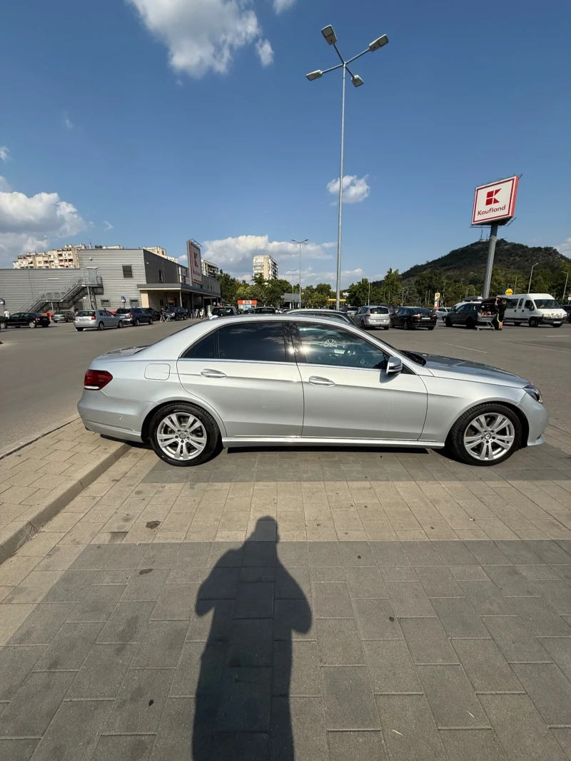 Mercedes-Benz E 250, снимка 5 - Автомобили и джипове - 52627849
