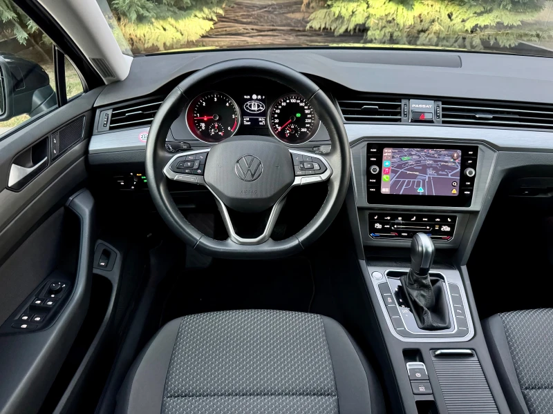 VW Passat 2.0TDI LED CAR-PLAY 22000km!!!, снимка 11 - Автомобили и джипове - 51736894