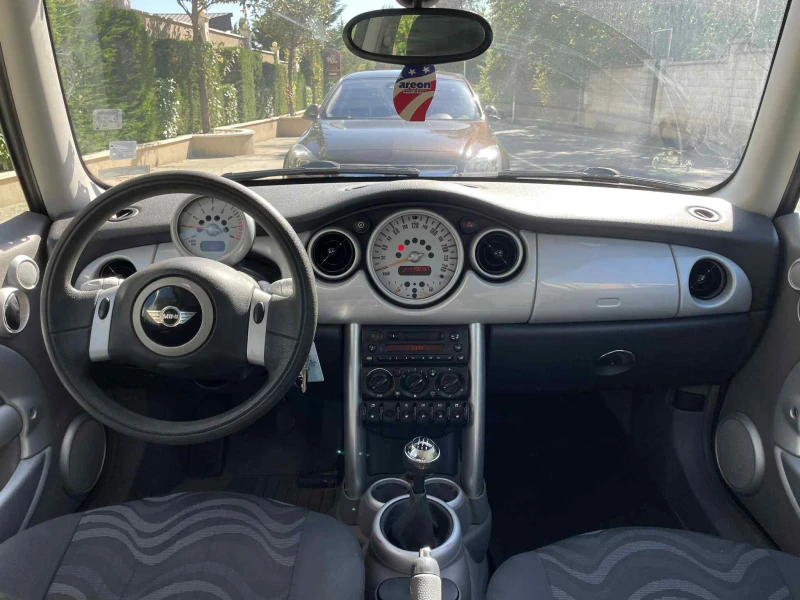 Mini One, снимка 9 - Автомобили и джипове - 52656651