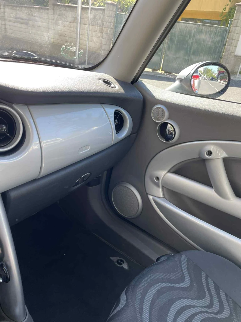 Mini One, снимка 11 - Автомобили и джипове - 52656651
