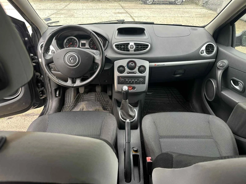 Renault Clio 1.2, снимка 13 - Автомобили и джипове - 52653919