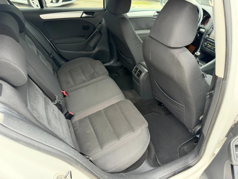 VW Golf 1.4i 122к.с 6сk. H-line NAVI , снимка 15 - Автомобили и джипове - 52753905