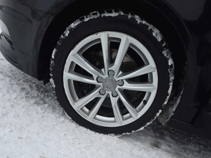 Audi A3 * 2.0T Komfort * CARFAX * БЕЗ ПЪРВОНАЧАЛНА ВНОСКА, снимка 7 - Автомобили и джипове - 53027434