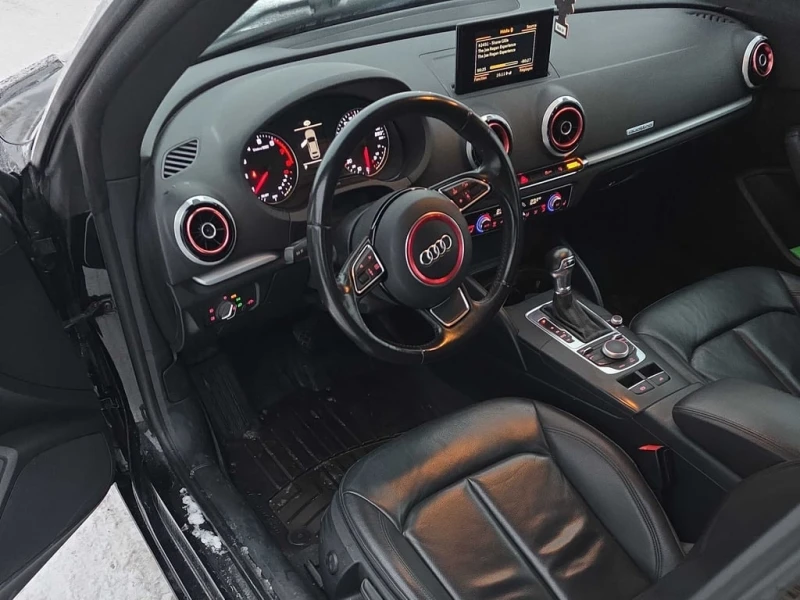 Audi A3 * 2.0T Komfort * CARFAX * БЕЗ ПЪРВОНАЧАЛНА ВНОСКА, снимка 5 - Автомобили и джипове - 53027434