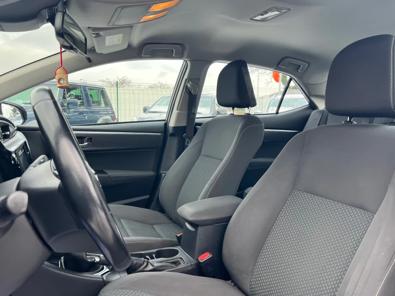 Toyota Corolla 1.4D4D/90p.s-EURO 6B, снимка 15 - Автомобили и джипове - 53192033