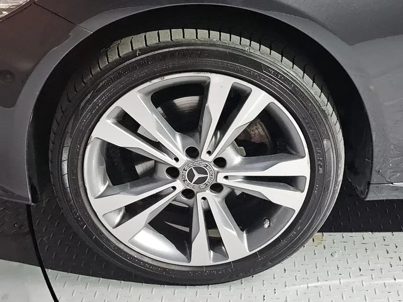 Mercedes-Benz C 220 - САМО 30% АВАНС, снимка 5 - Автомобили и джипове - 55405806