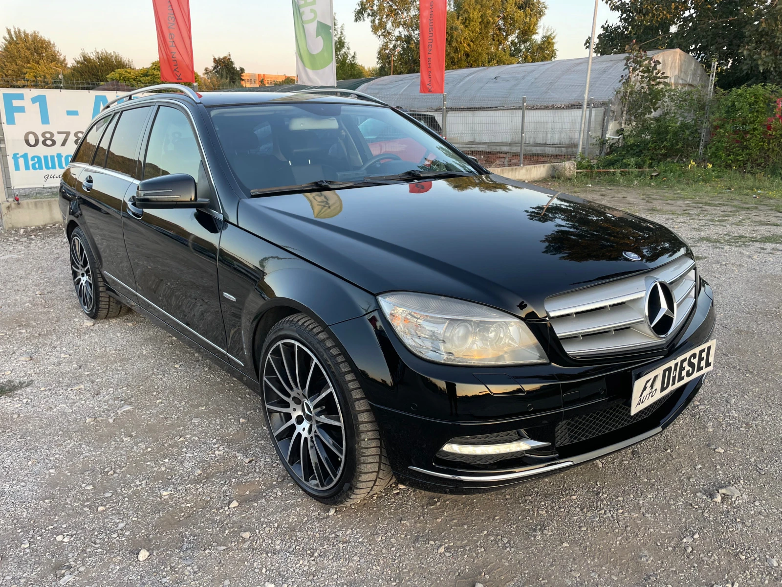 Mercedes-Benz C 250 D-4x4-AVTOMAT-NAVI-ITALIA - изображение 3