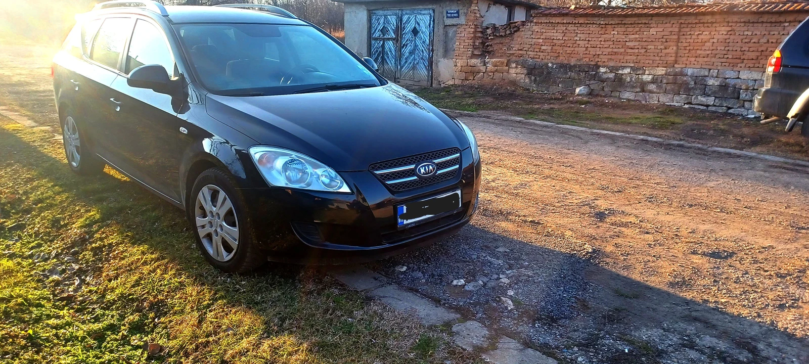 Kia Ceed 1.4 бензин  | Mobile.bg — изображение 1