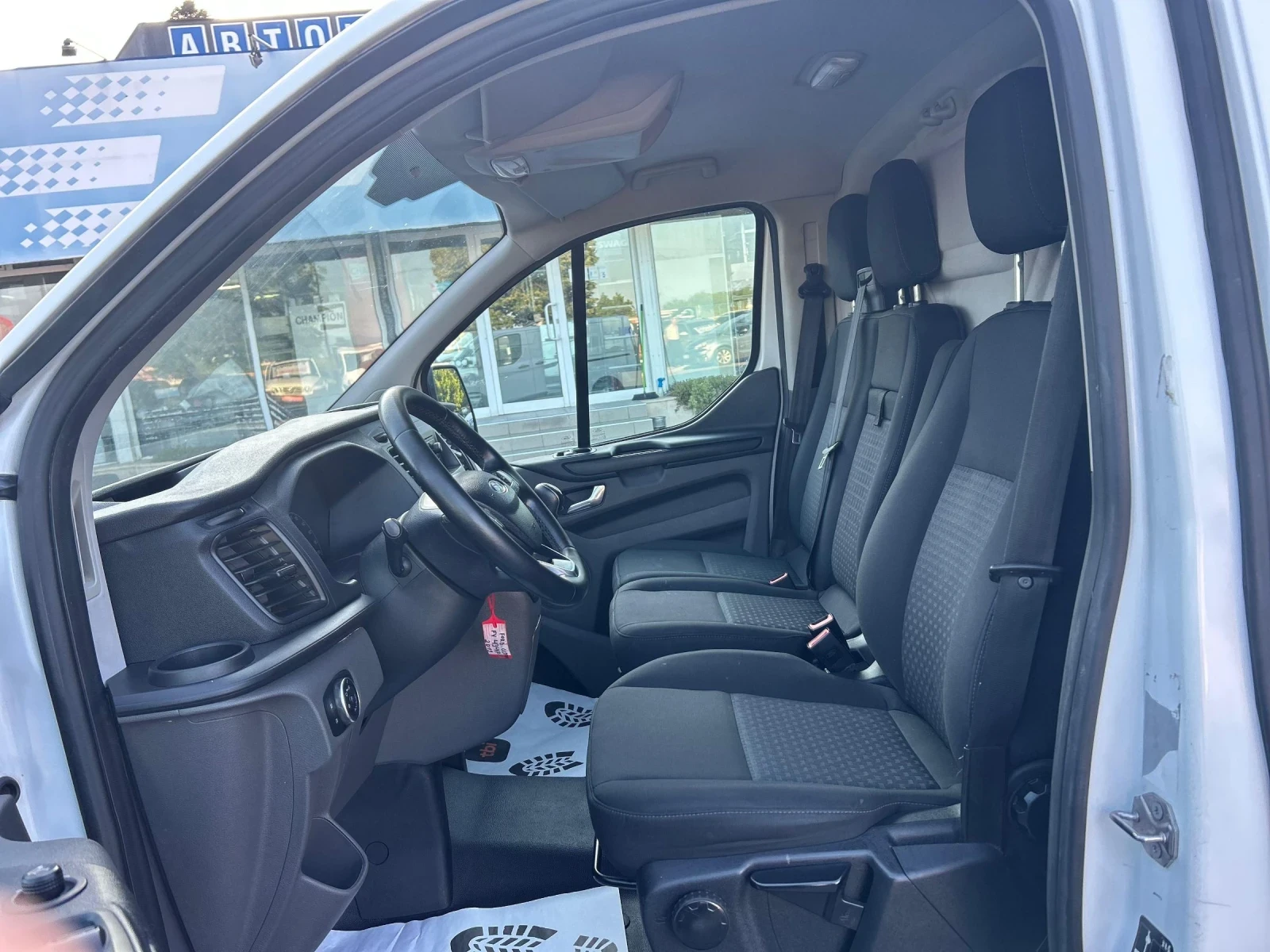 Ford Transit Custom 2.0d 130k Evro6b 60.000km - изображение 4