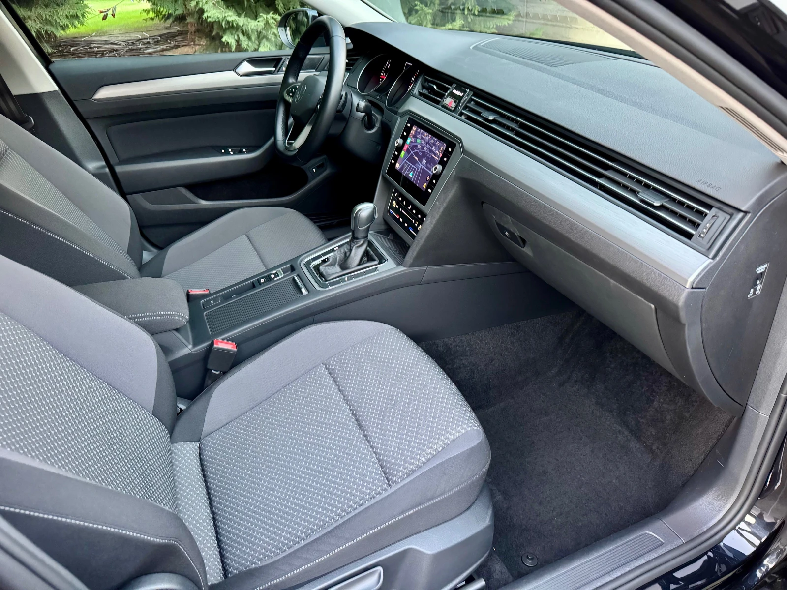 VW Passat 2.0TDI LED CAR-PLAY 22000km!!! | Mobile.bg   13