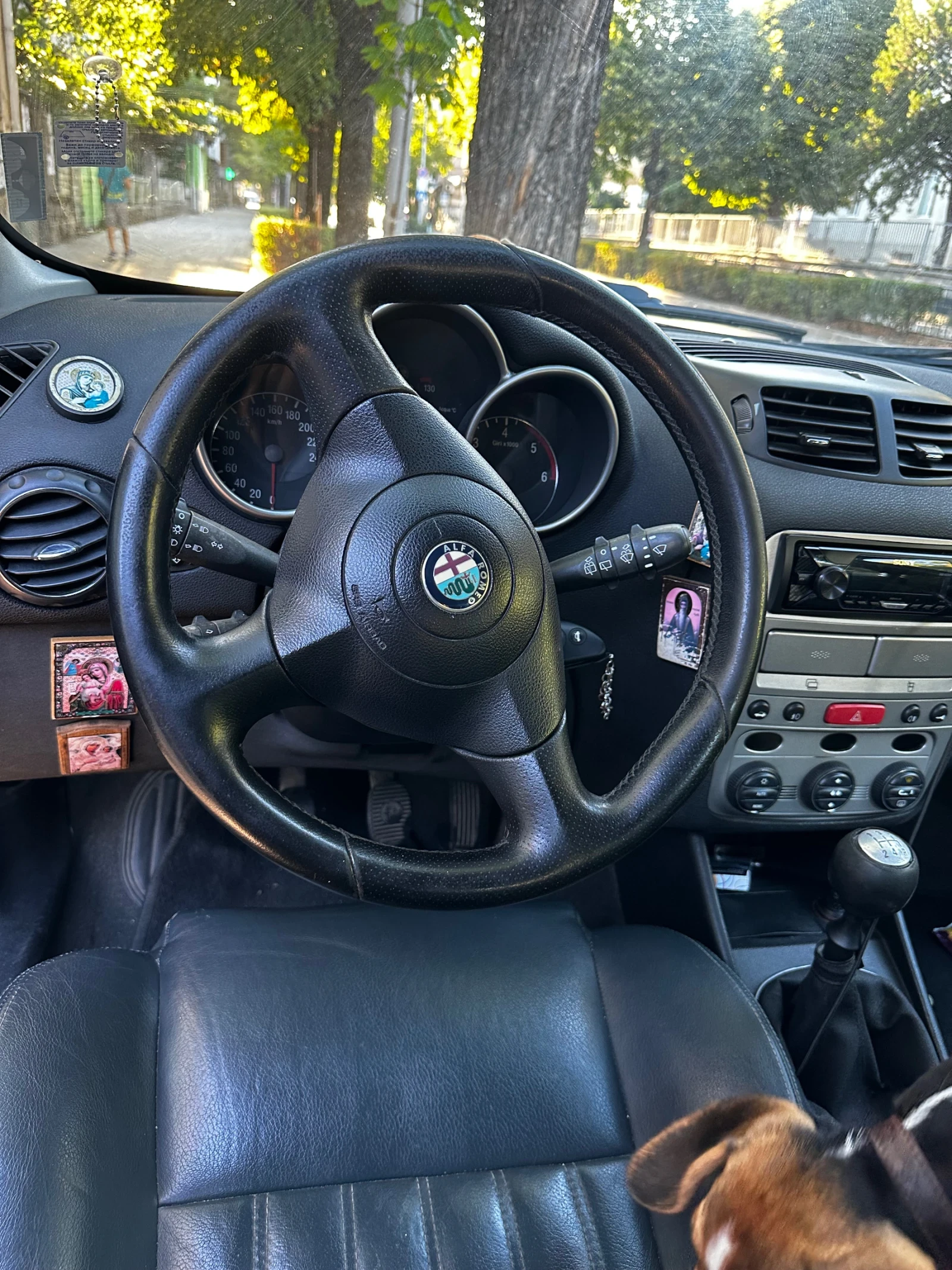 Alfa Romeo 147 1.9JTD - изображение 8