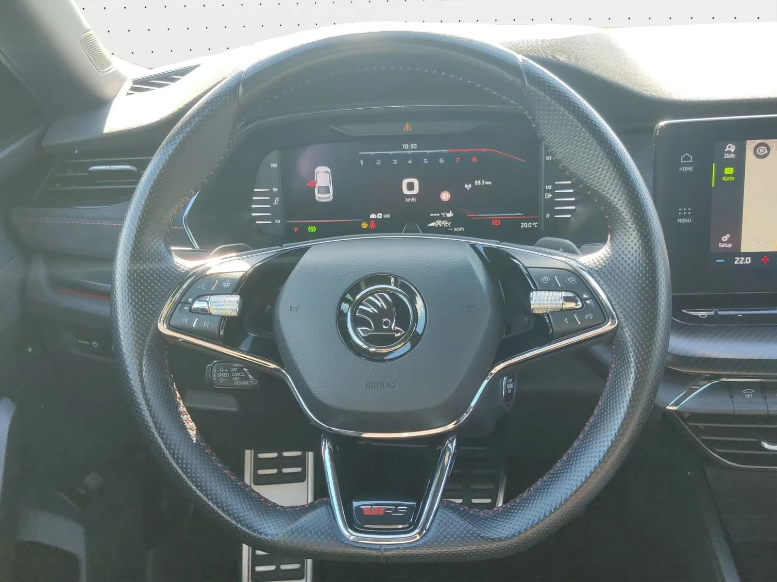Skoda Octavia 2.0TSI/vRS/245HP/DSG/HUD/ACC/KLESS/MASSAGE/834f - изображение 9