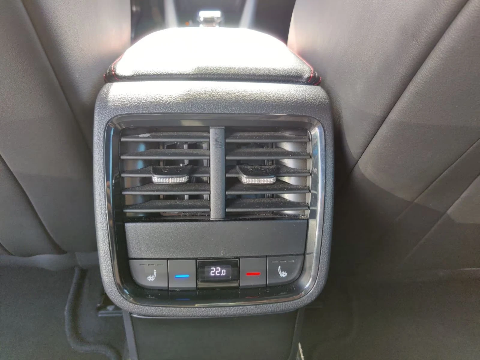 Skoda Octavia 2.0TSI/vRS/245HP/DSG/HUD/ACC/KLESS/MASSAGE/834f | Mobile.bg   16