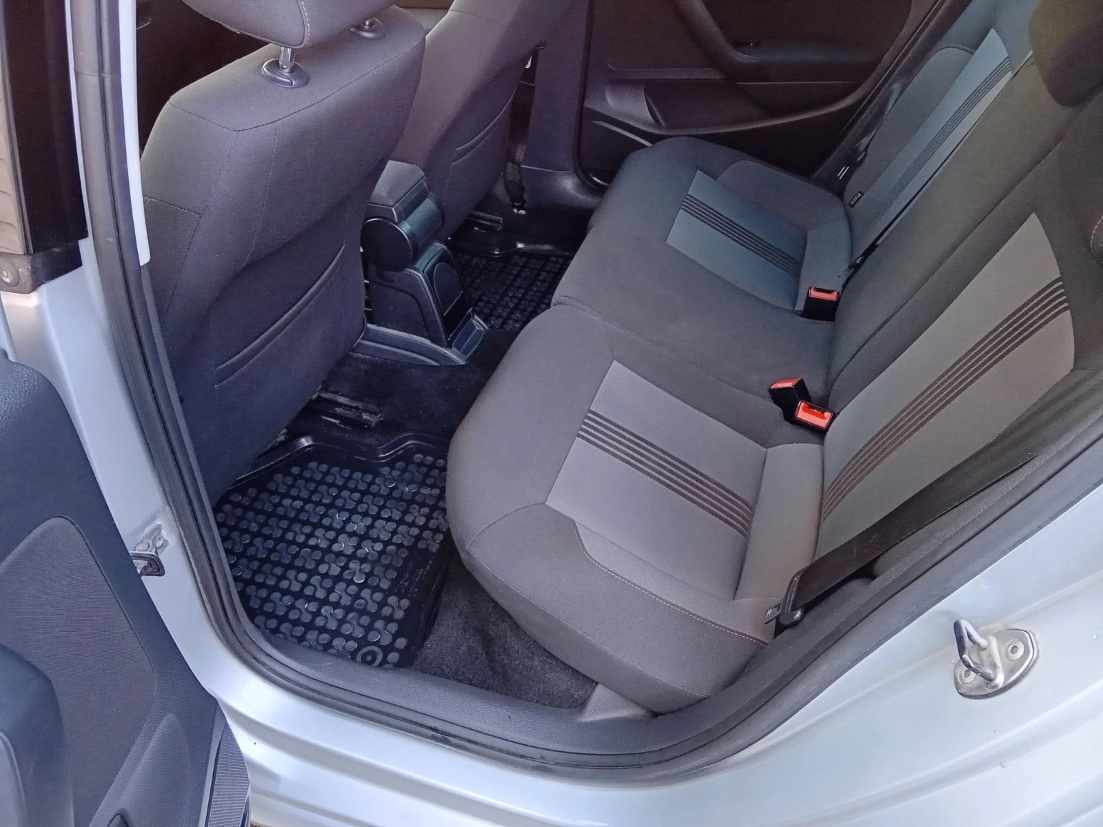 VW Polo ALLSTAR - изображение 7