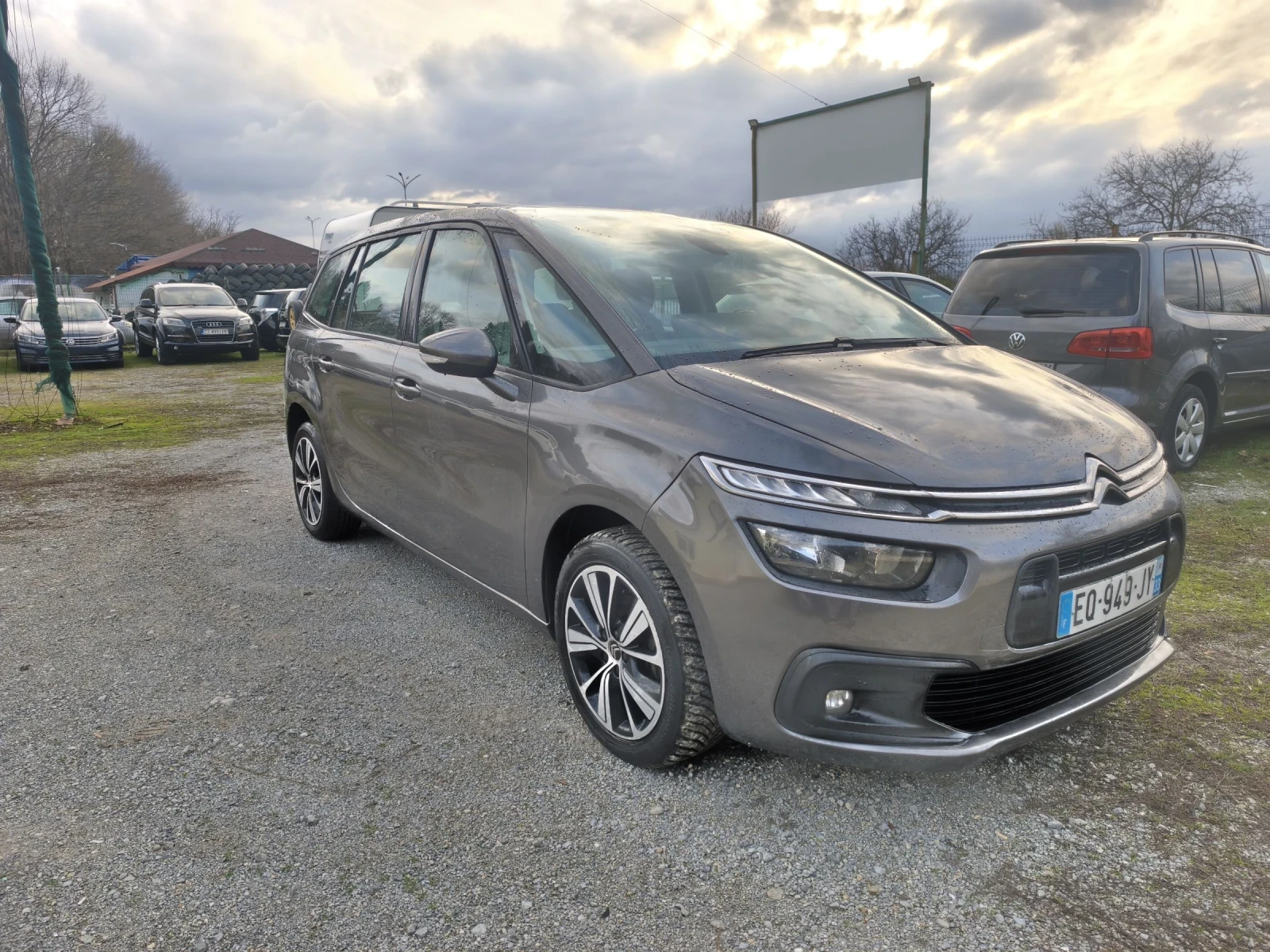 Citroen Grand C4 Picasso 1.6 Bluehdi 6+ 1 ТОП оферта  - изображение 6