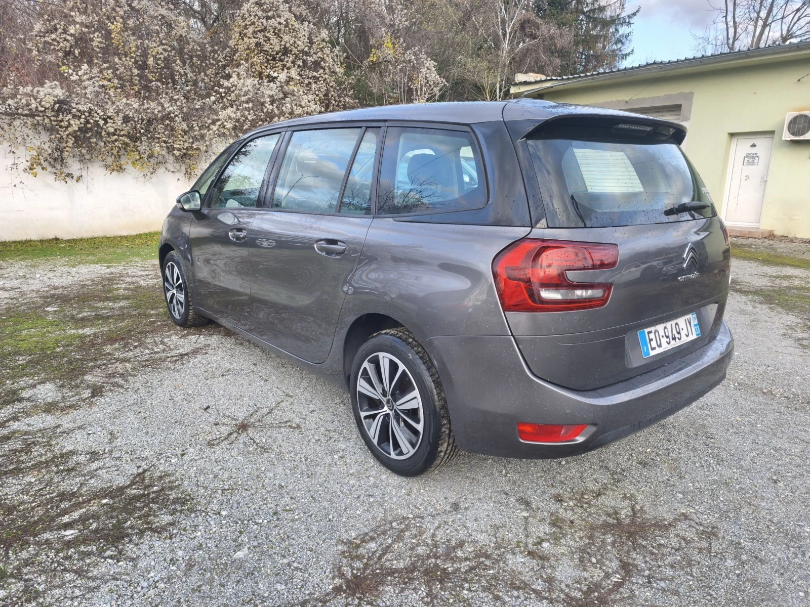 Citroen Grand C4 Picasso 1.6 Bluehdi 6+ 1 ТОП оферта  - изображение 3