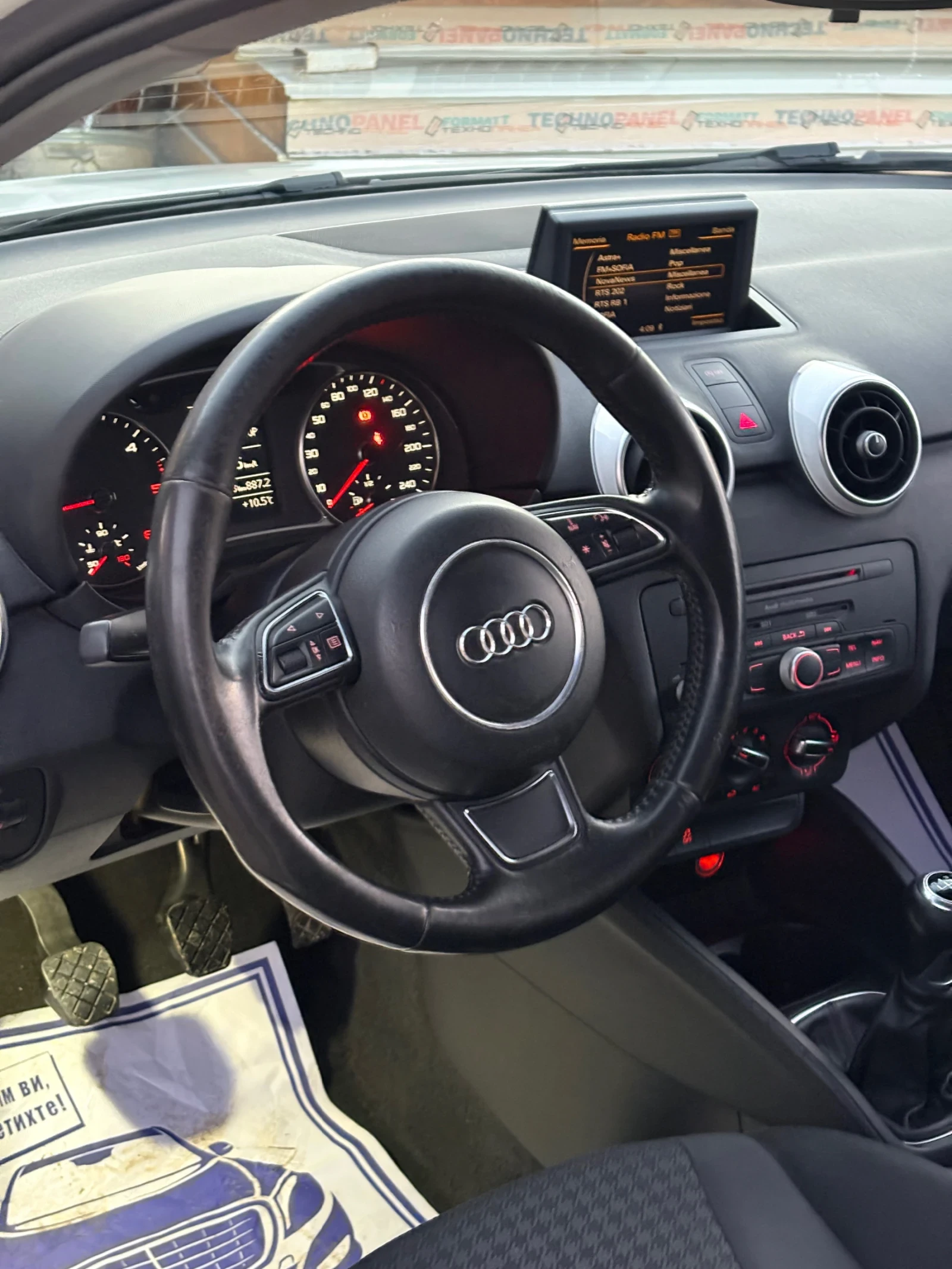 Audi A1 1.6TDI S-Line | Mobile.bg   14