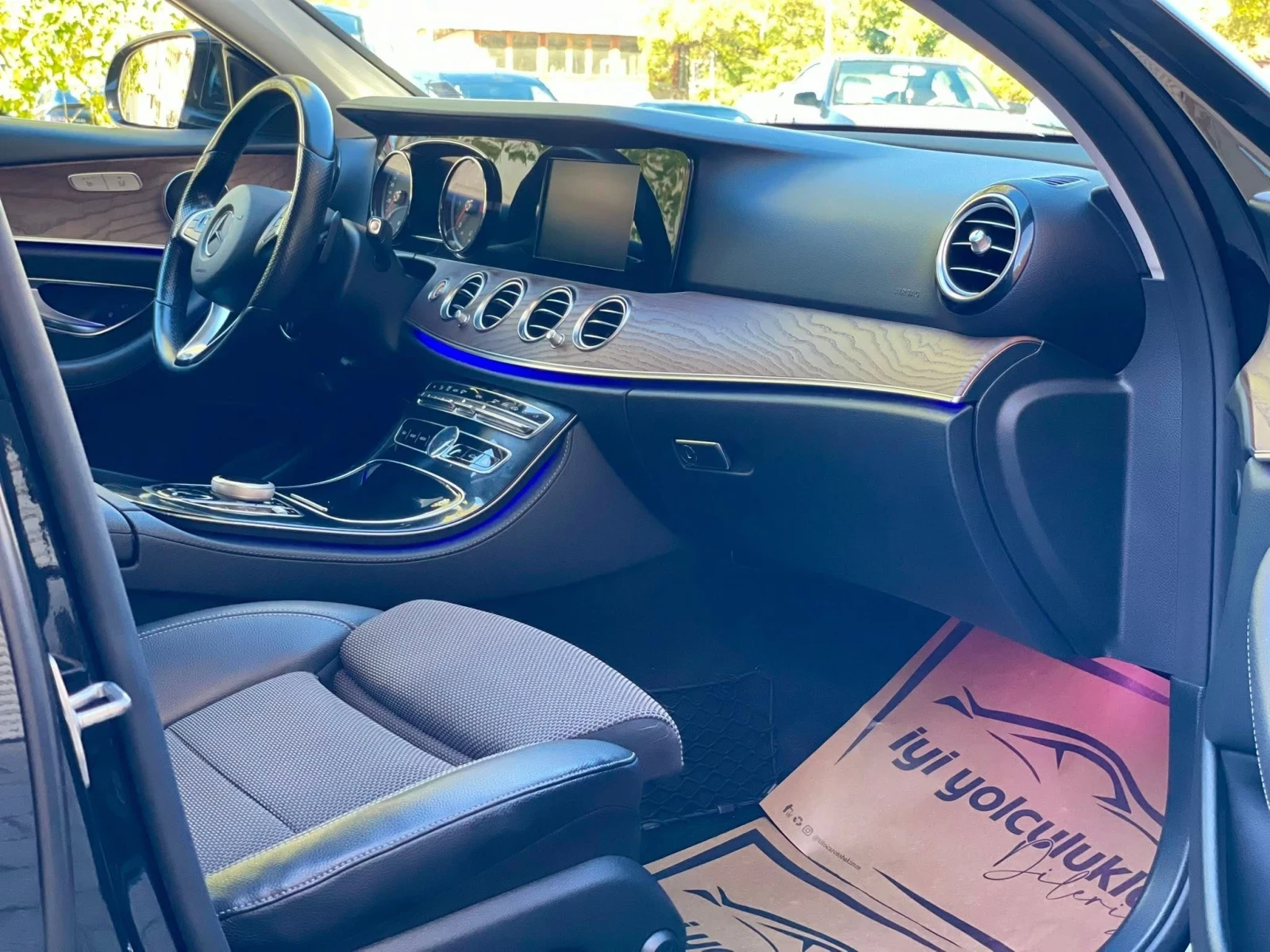 Mercedes-Benz E 350  - изображение 5