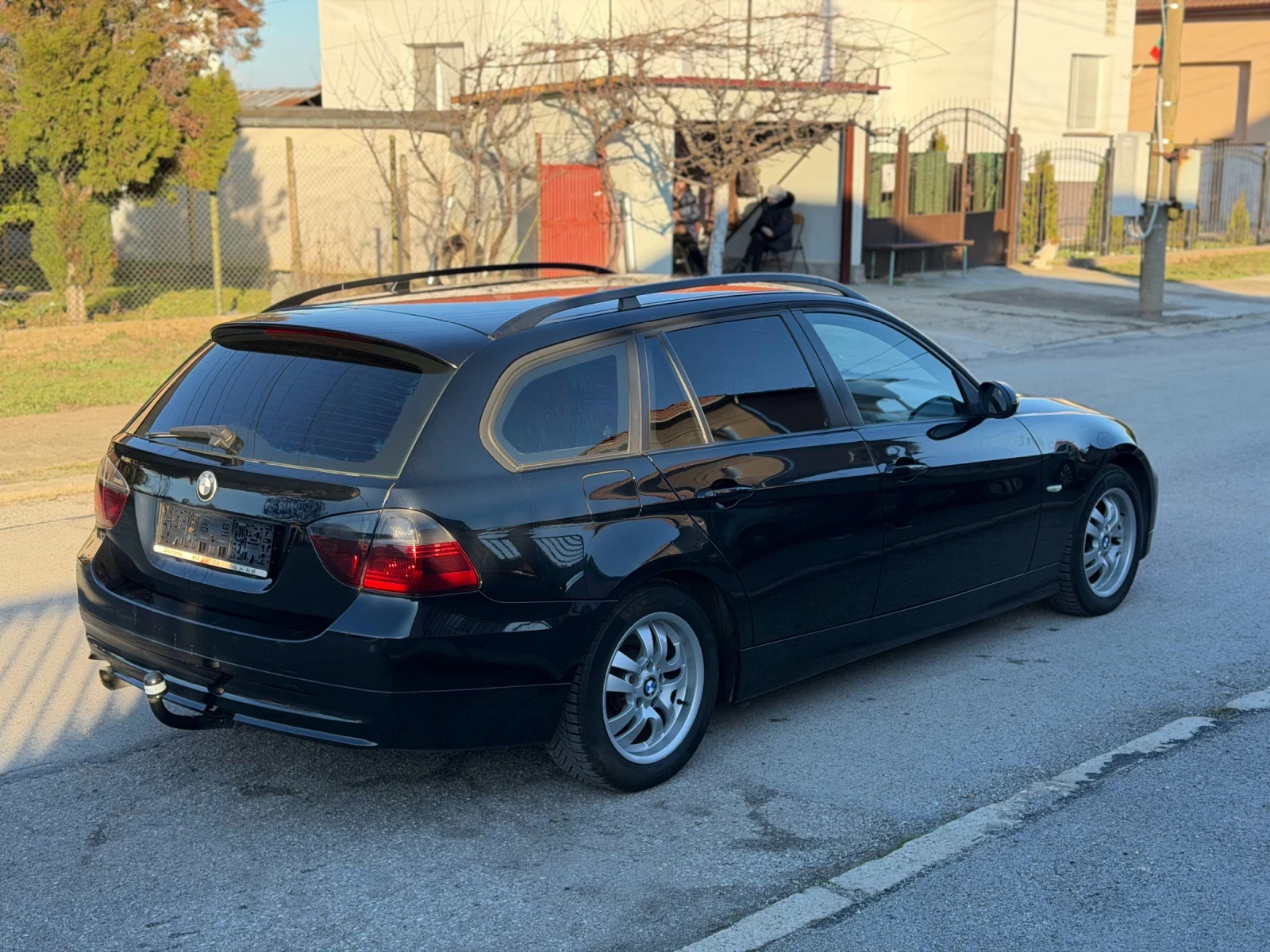 BMW 320 2.0 D - изображение 2